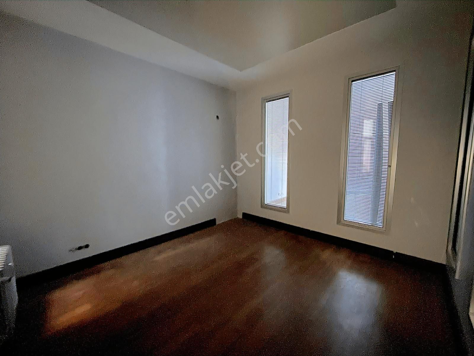 Nişantaşı Rumeli Caddesi'nde Tarihi Bina Ferah 4+1 Satılık Daire - Görsel 16