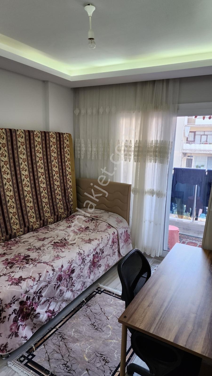 Bayraklıda Doğalgazlı Yeni Binada Satılık 3+1 Lüks Dubleks Daire - Görsel 23