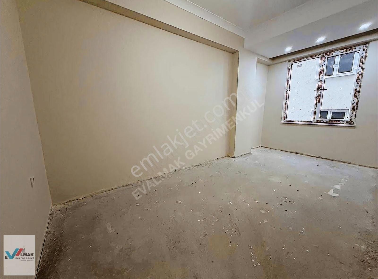 Evalmak'ta Tevfikbey Mah. 4+2 Geniş Ferah Dubleks - Görsel 6