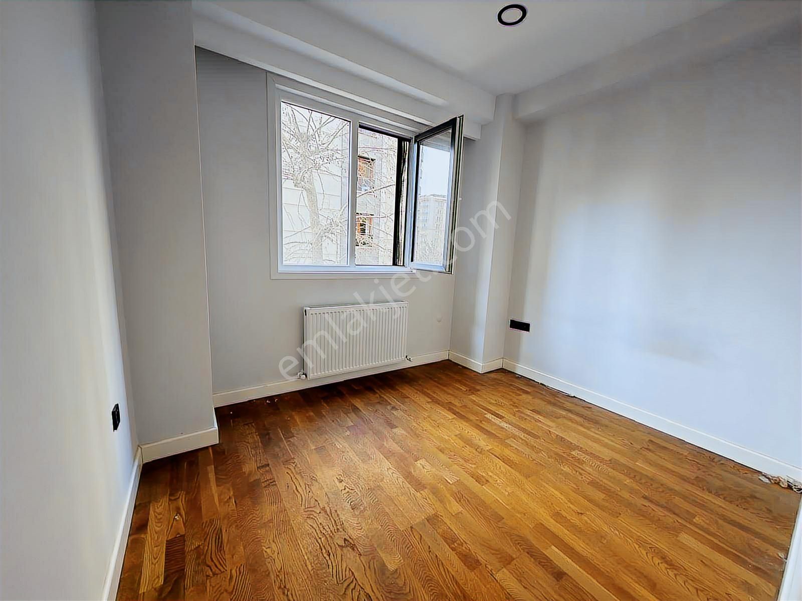 Utkudan Erenköyde Bağdata Yakın 55 M2 Ferah Satılık 2+1 Daire - Görsel 21