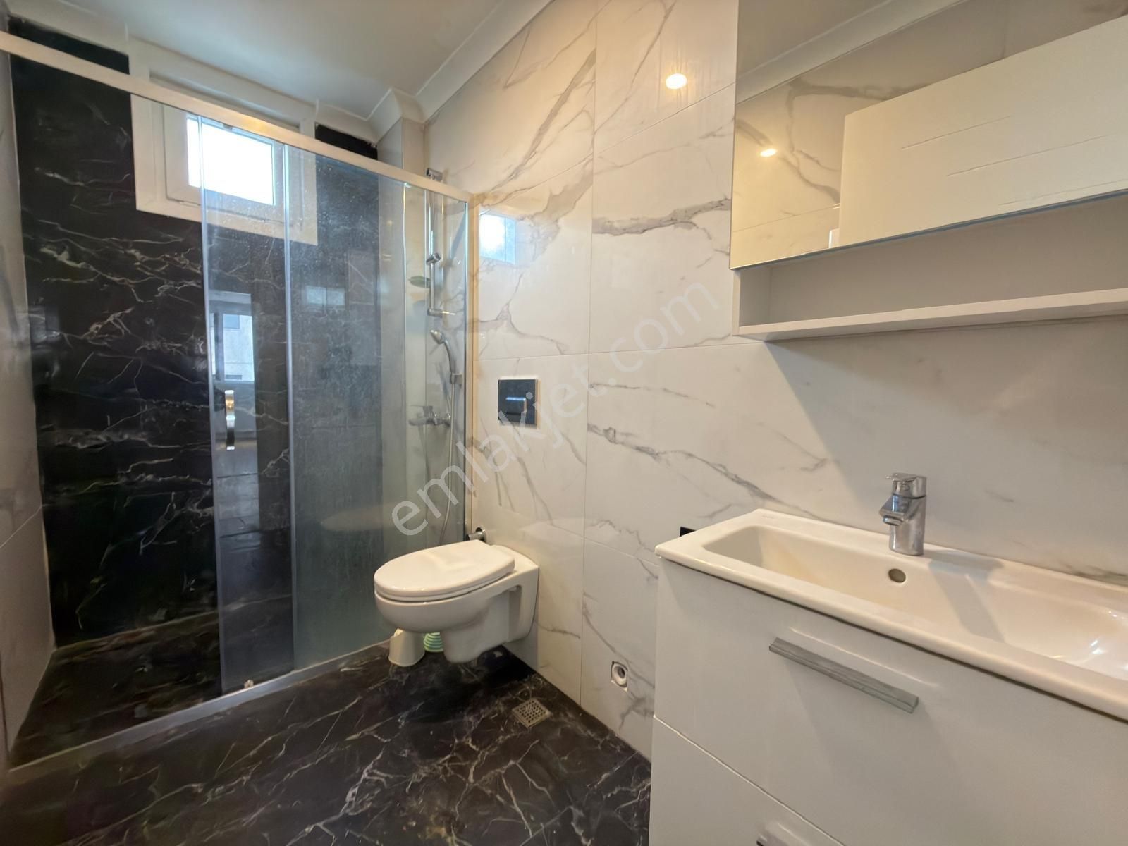 Utkudan Erenköyde Bağdata Yakın 55 M2 Ferah Satılık 2+1 Daire - Görsel 4