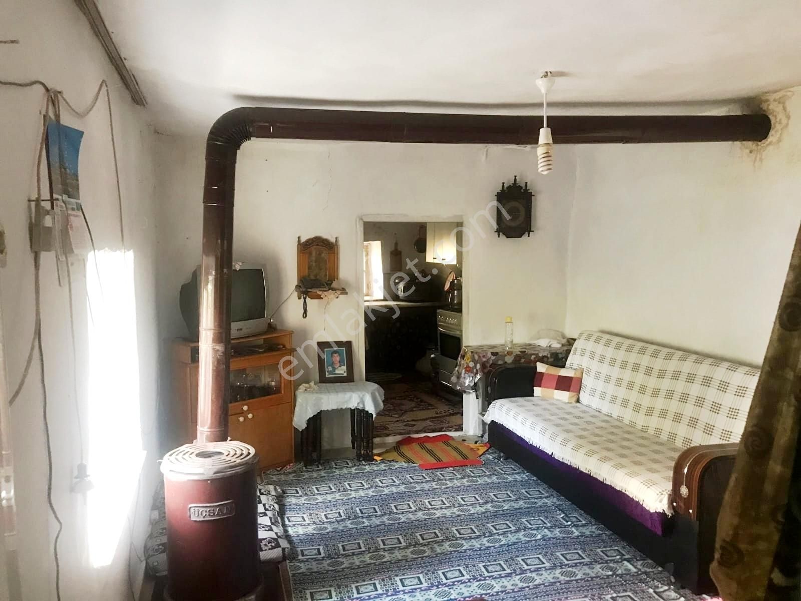 Burhaniye Yabancılar'da Geniş Bahçeli 1 Ev Fiyatına 2 Ad.köy Evi - Görsel 12