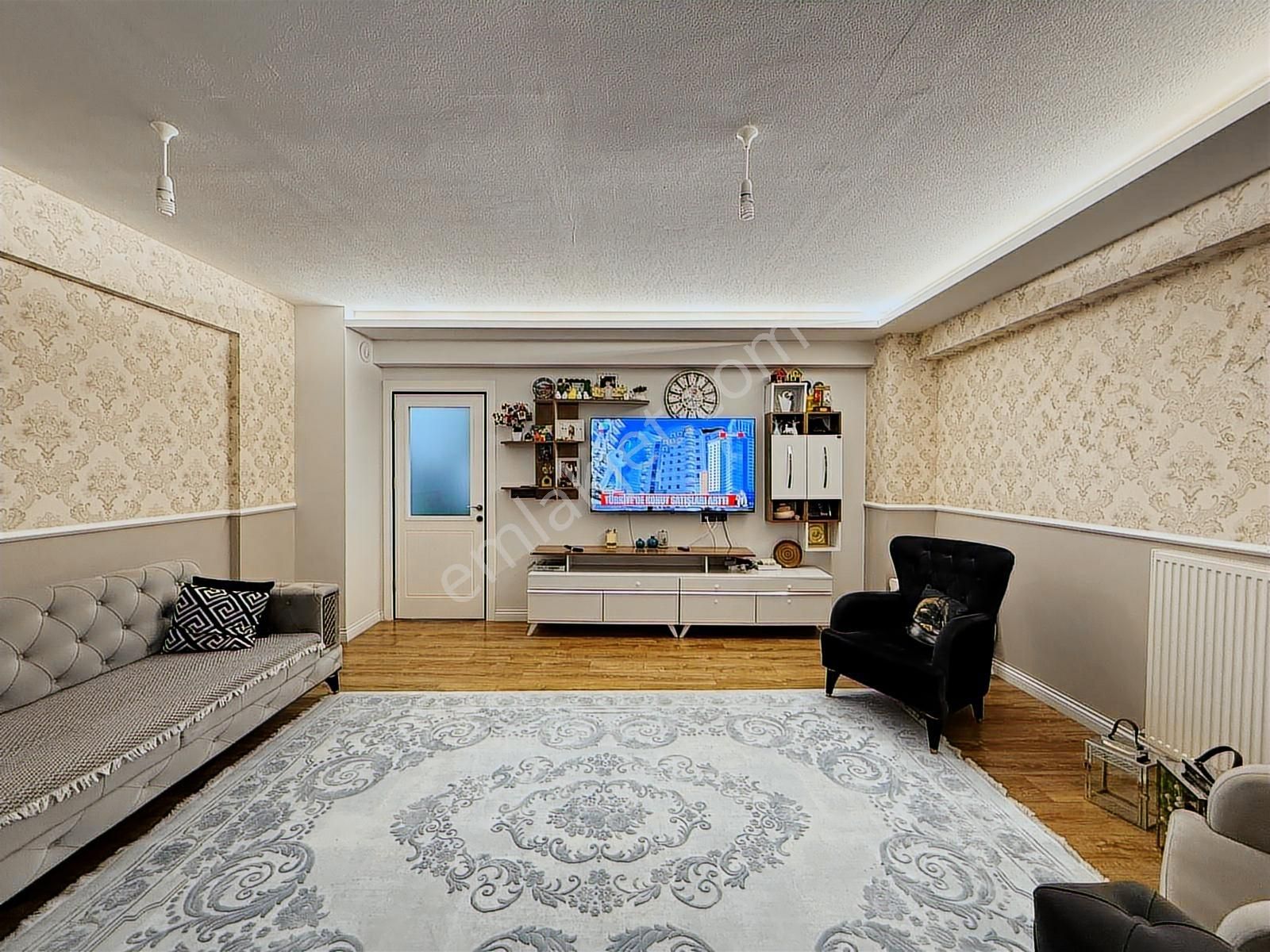 Arven Flora Sitesi Meskenli Giyinme Odalı Geniş Olan Dairelerden - Görsel 14