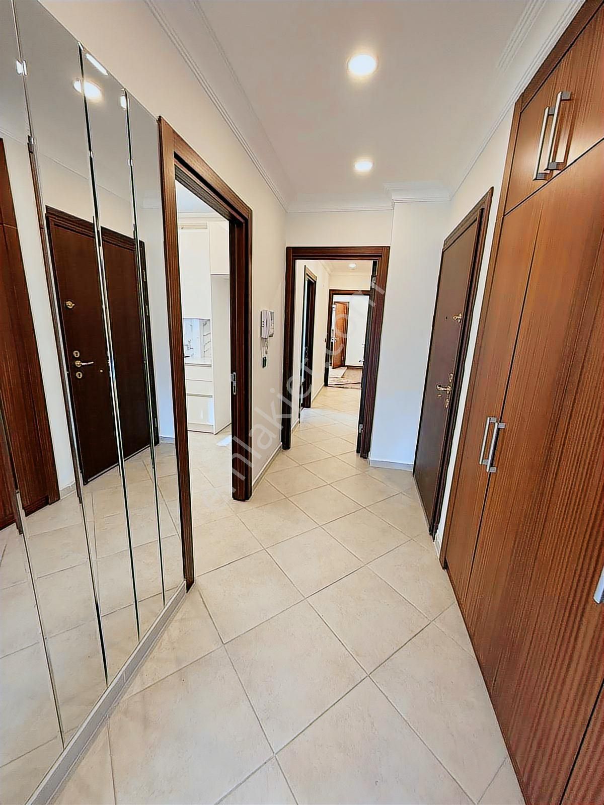 Utku'dan Caddebostan 60.yıl Park Manzaralı Balkonlu 2+1 Daire - Görsel 7