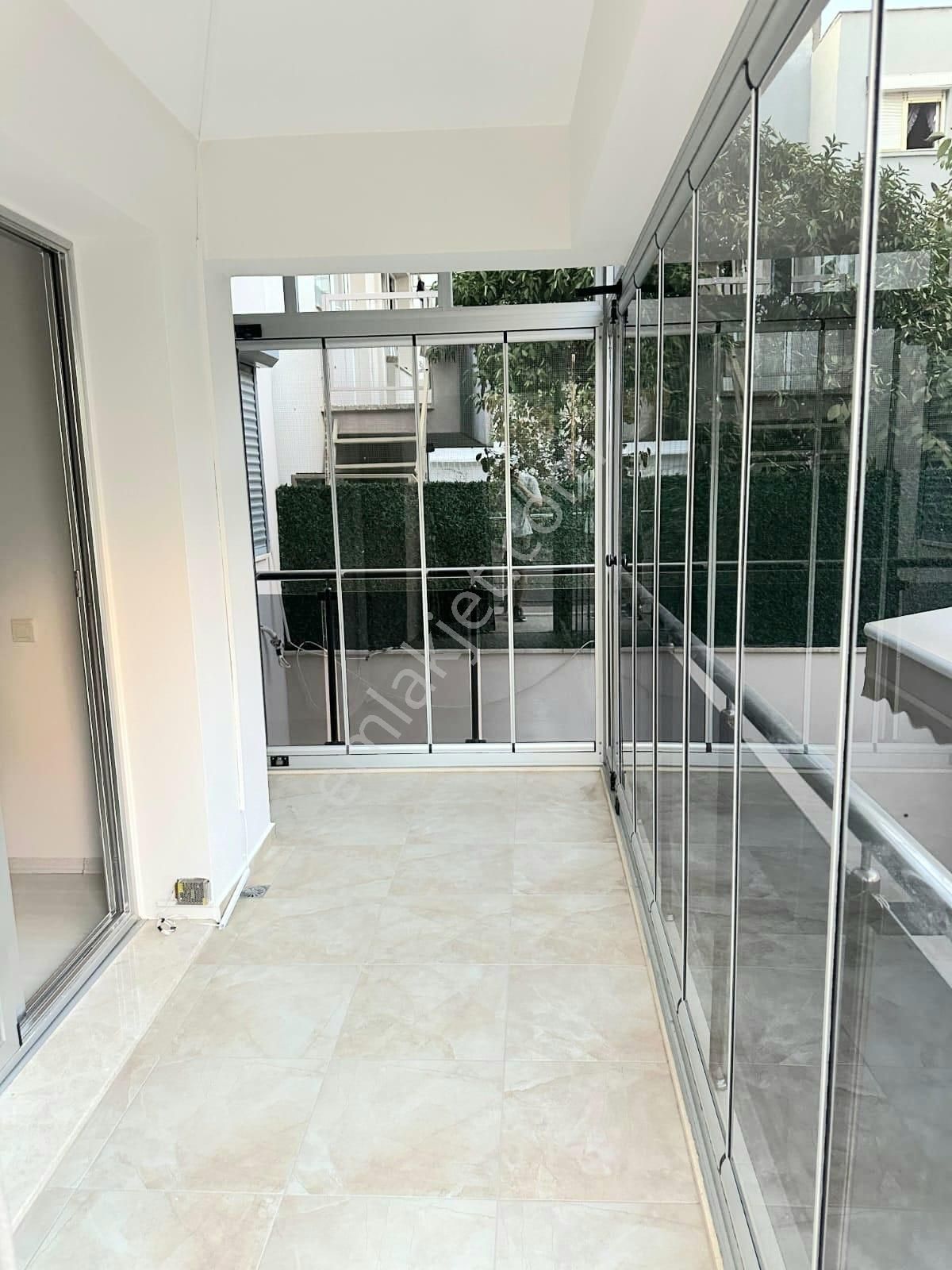 Balçova'da 3+1 Satılık Lüks Daire - Görsel 9