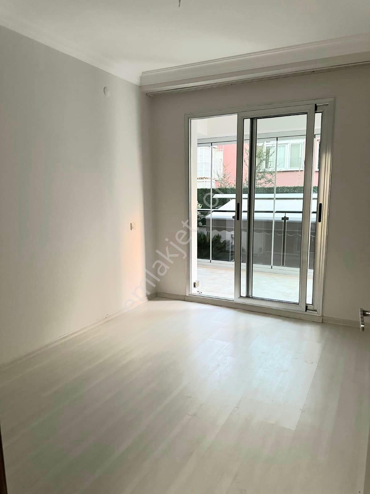 Balçova'da 3+1 Satılık Lüks Daire - Görsel 3