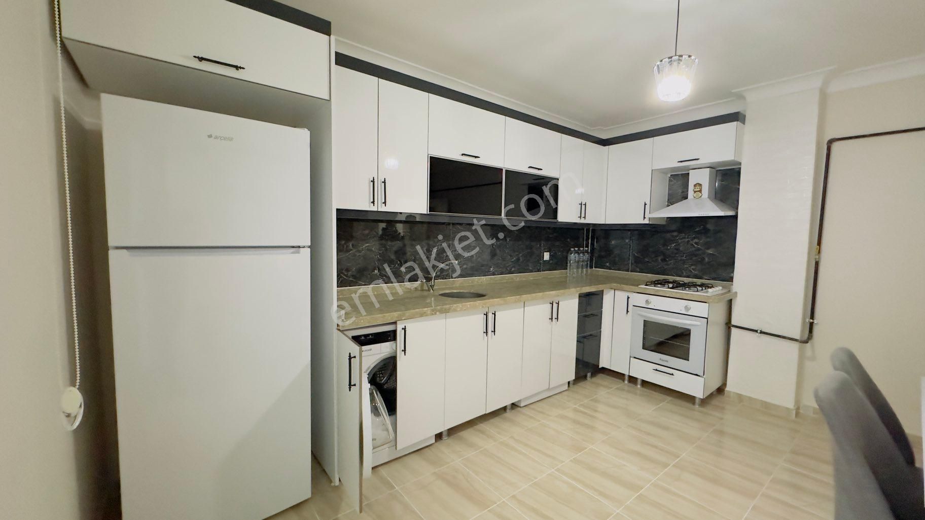 Kc Emlaktan Mustafa Kemal Mahalesinde Mükemmel Lokasyonda Ara Katta 3+1 Kiralık Daire - Görsel 3