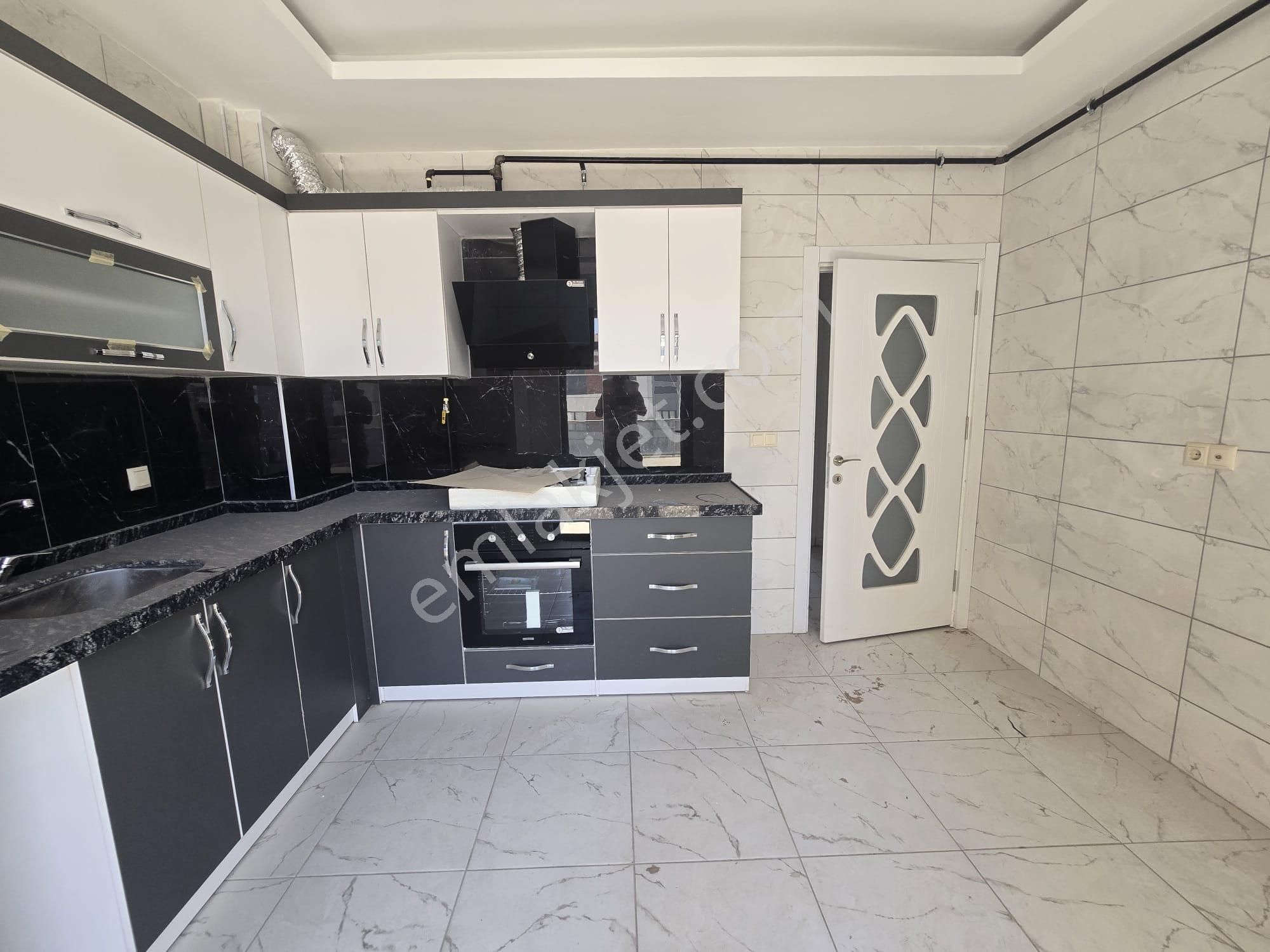 Parsana Mahallesin’de İskanlı 3+1 Daire - Görsel 3