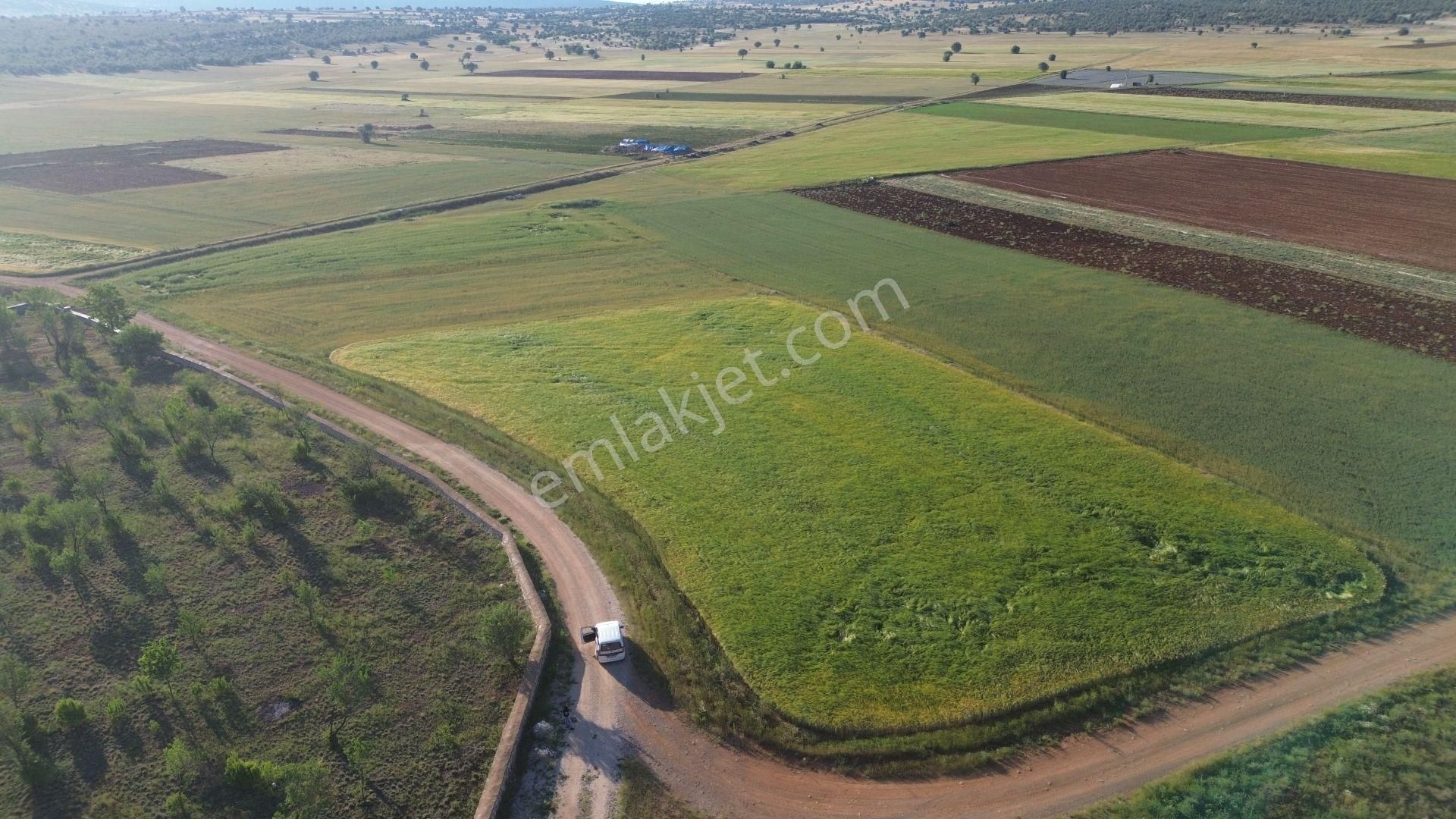 Akören Karahüyük De 5.056 M2 Müstakil Tapulu Arazi - Görsel 6