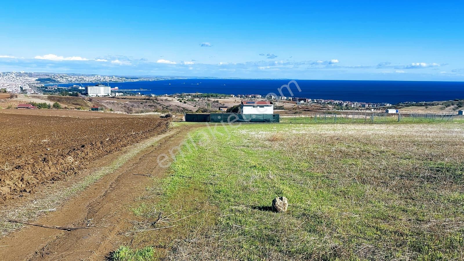 Muhteşem Deniz Doğa Ve Şehir Manzaralı 32 Adet Villa Projesine Uygun Fırsat Arazi - Görsel 22