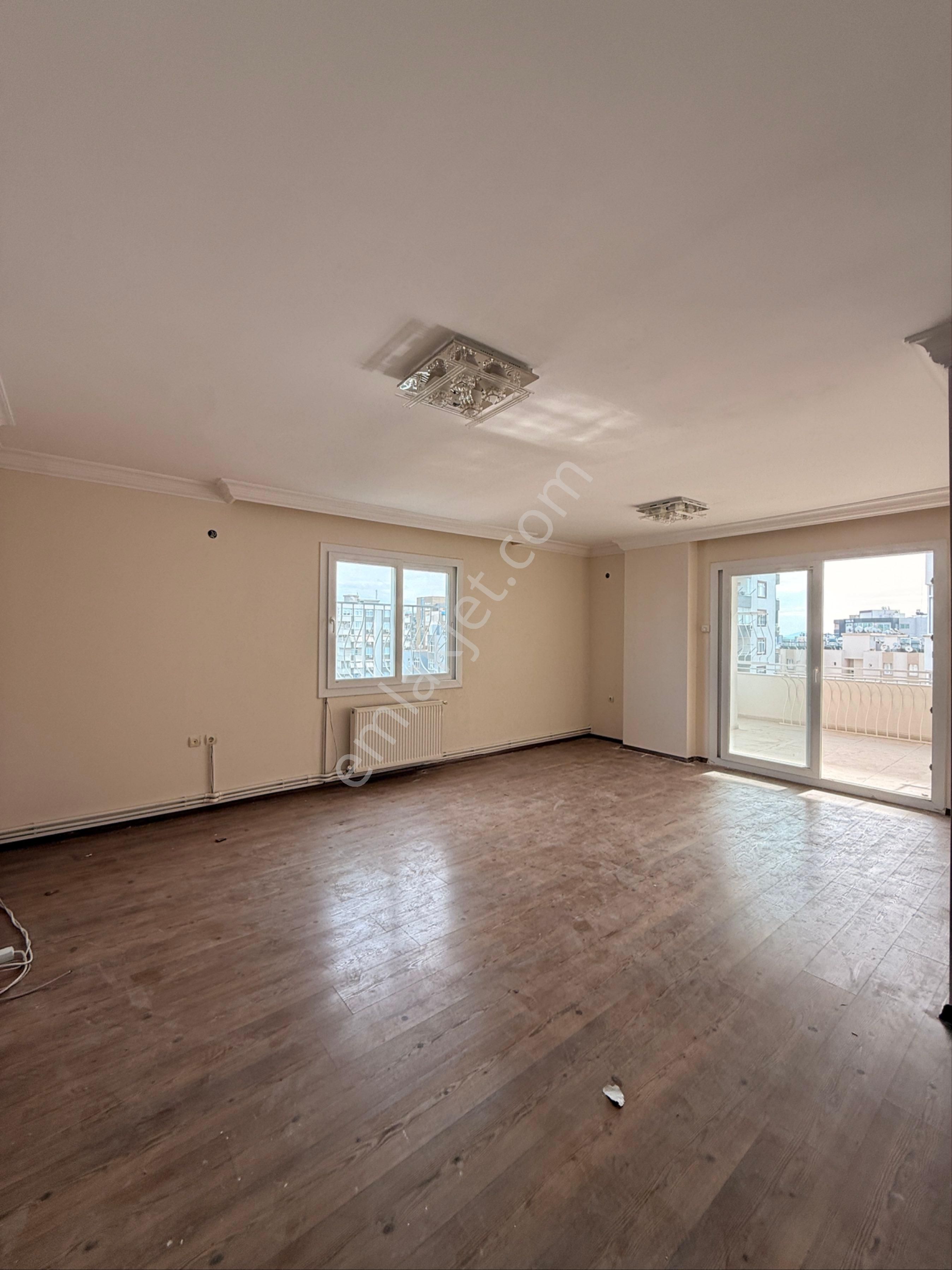 Remint’den Turgut Özal Bulvarı İkinci Parsel Geniş 3+1 Kapalı Mutfak Doğalgazlı Satılık Hasarsız - Görsel 7