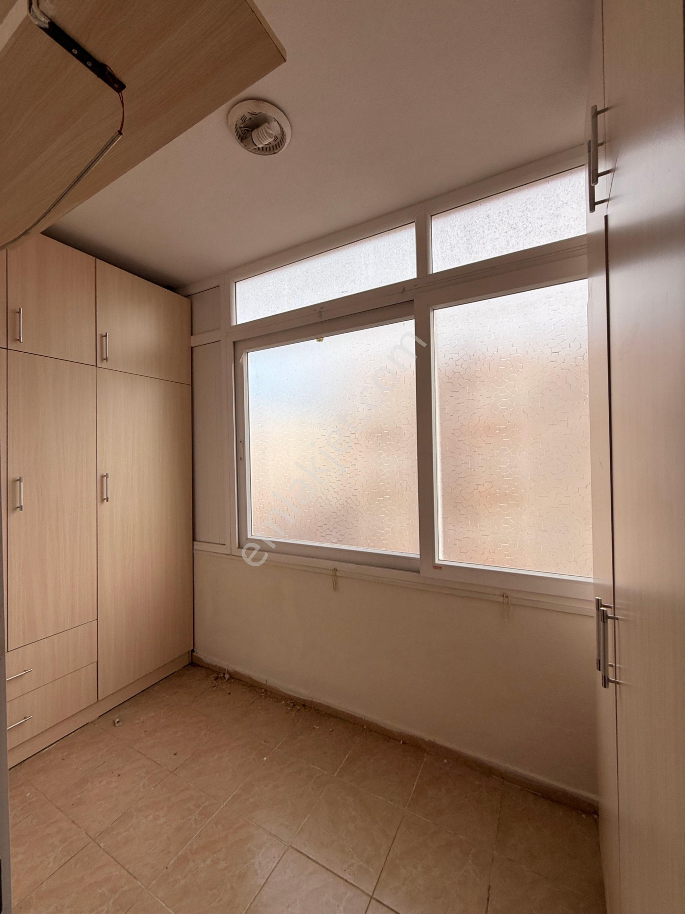 Remint’den Turgut Özal Bulvarı İkinci Parsel Geniş 3+1 Kapalı Mutfak Doğalgazlı Satılık Hasarsız - Görsel 11