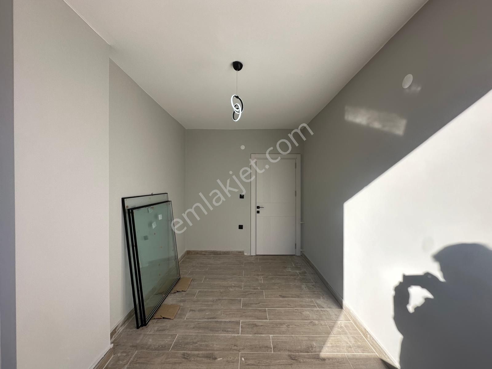 V.karşıyakada Satılık Sıfır 2+1 117m2 Katta Asansörlü Lüx Daire! - Görsel 23