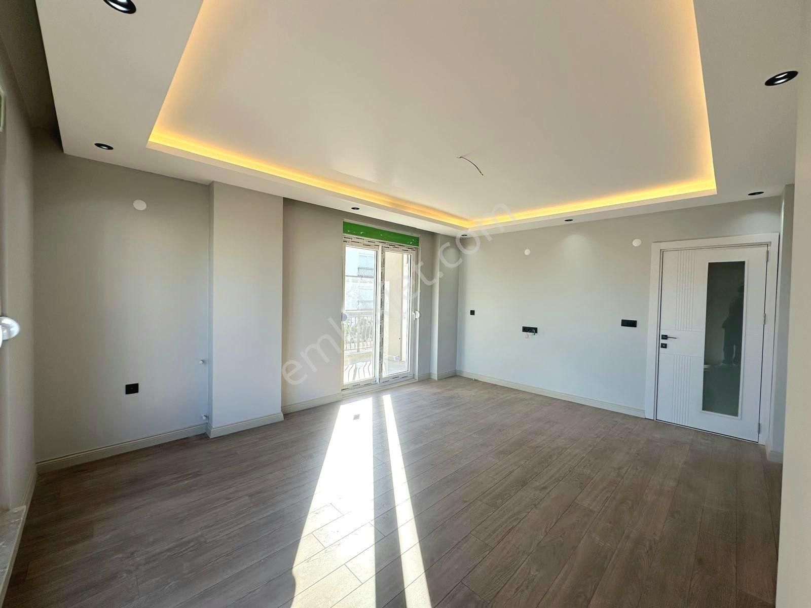 V.karşıyakada Satılık Sıfır 2+1 117m2 Katta Asansörlü Lüx Daire! - Görsel 12