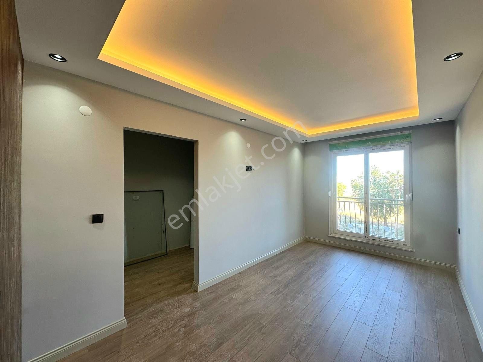 V.karşıyakada Satılık Sıfır 2+1 117m2 Katta Asansörlü Lüx Daire! - Görsel 7