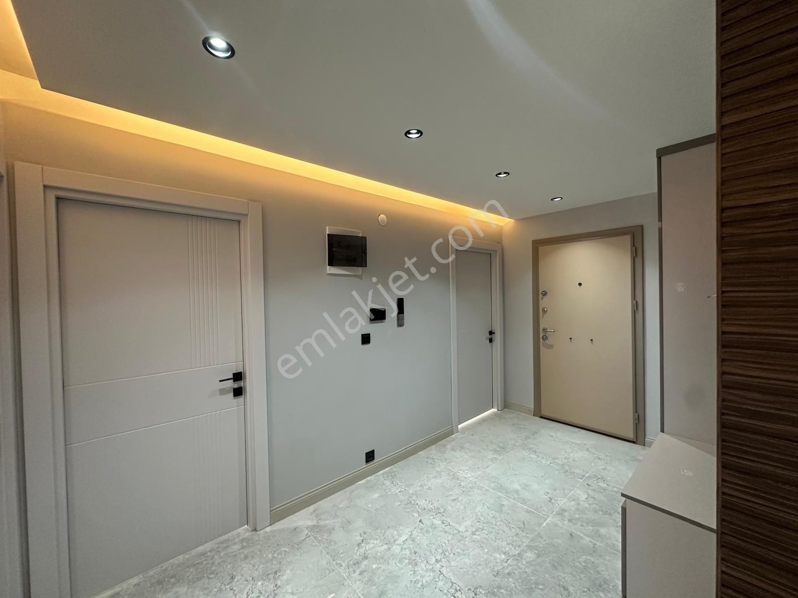 V.karşıyakada Satılık Sıfır 2+1 117m2 Katta Asansörlü Lüx Daire! - Görsel 19
