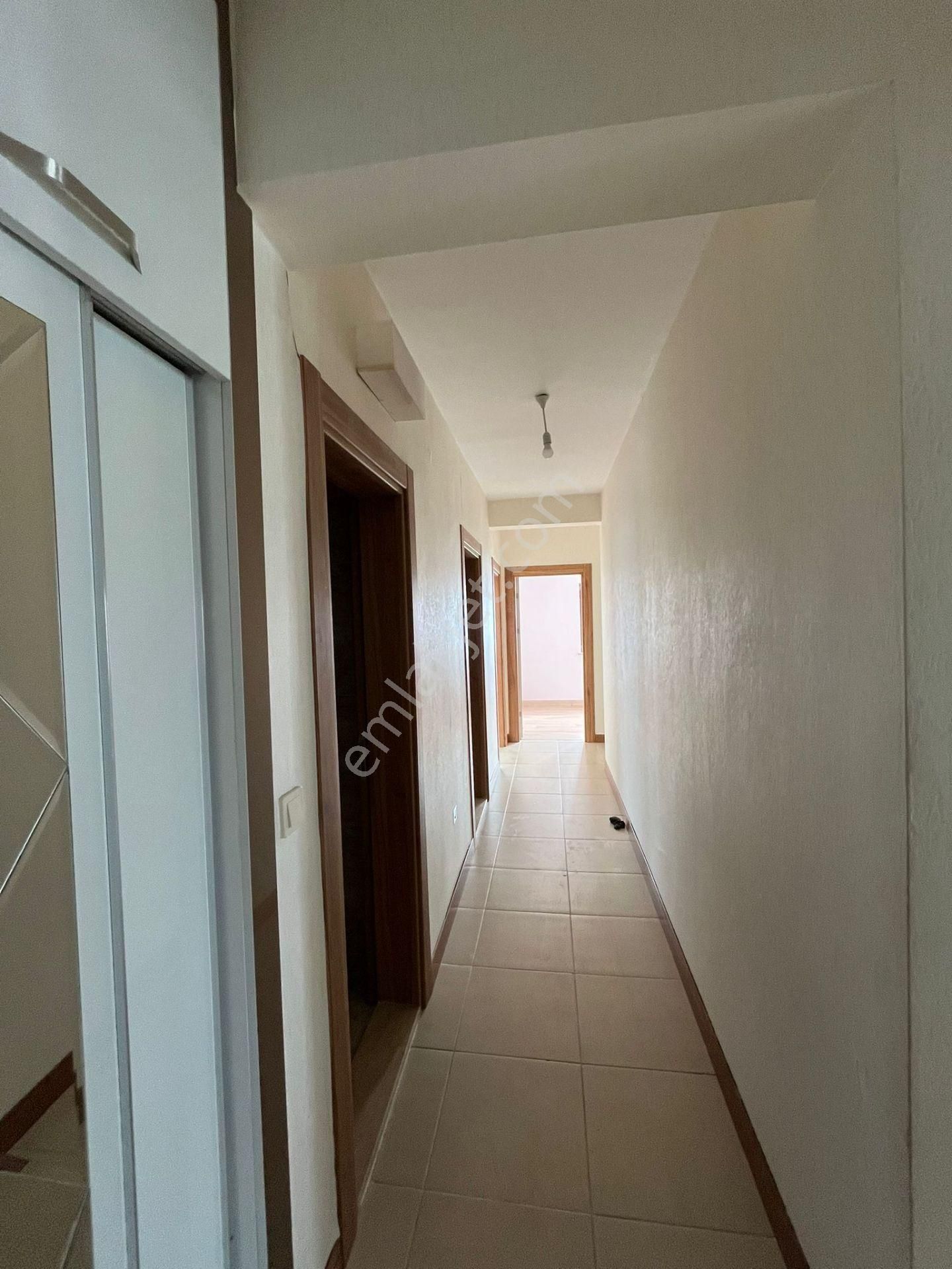 Elisa Gyo/serkent Esnaf Toki 3+1 Ara Kat Güney Cephe Tapulu Satılık Fırsat Dairesi - Görsel 16