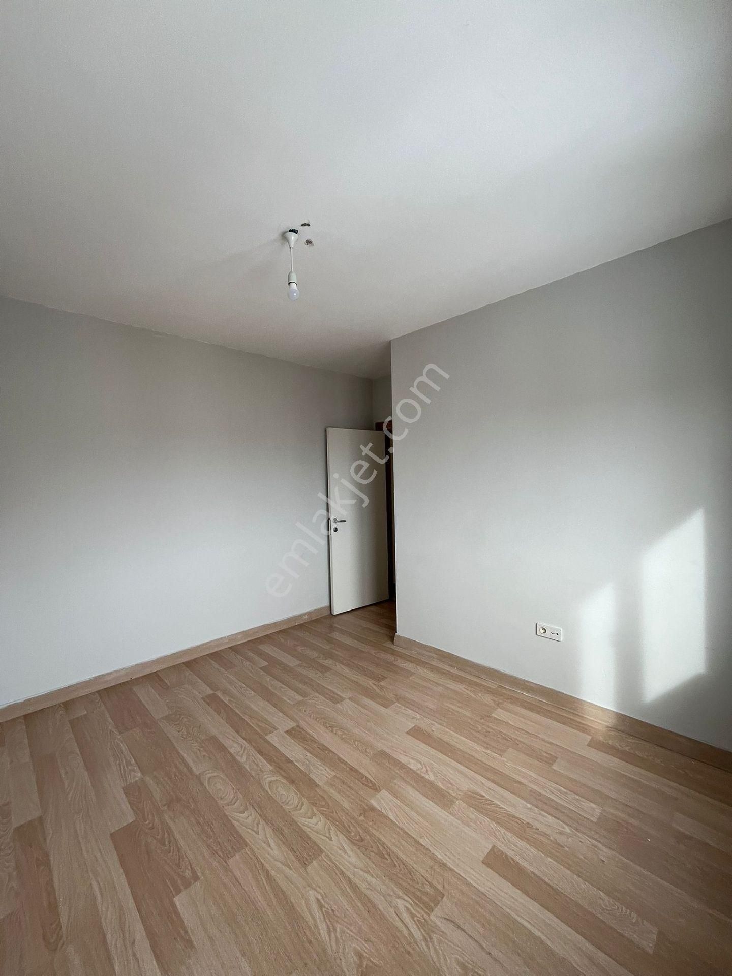 Elisa Gyo/serkent Esnaf Toki 3+1 Ara Kat Güney Cephe Tapulu Satılık Fırsat Dairesi - Görsel 17