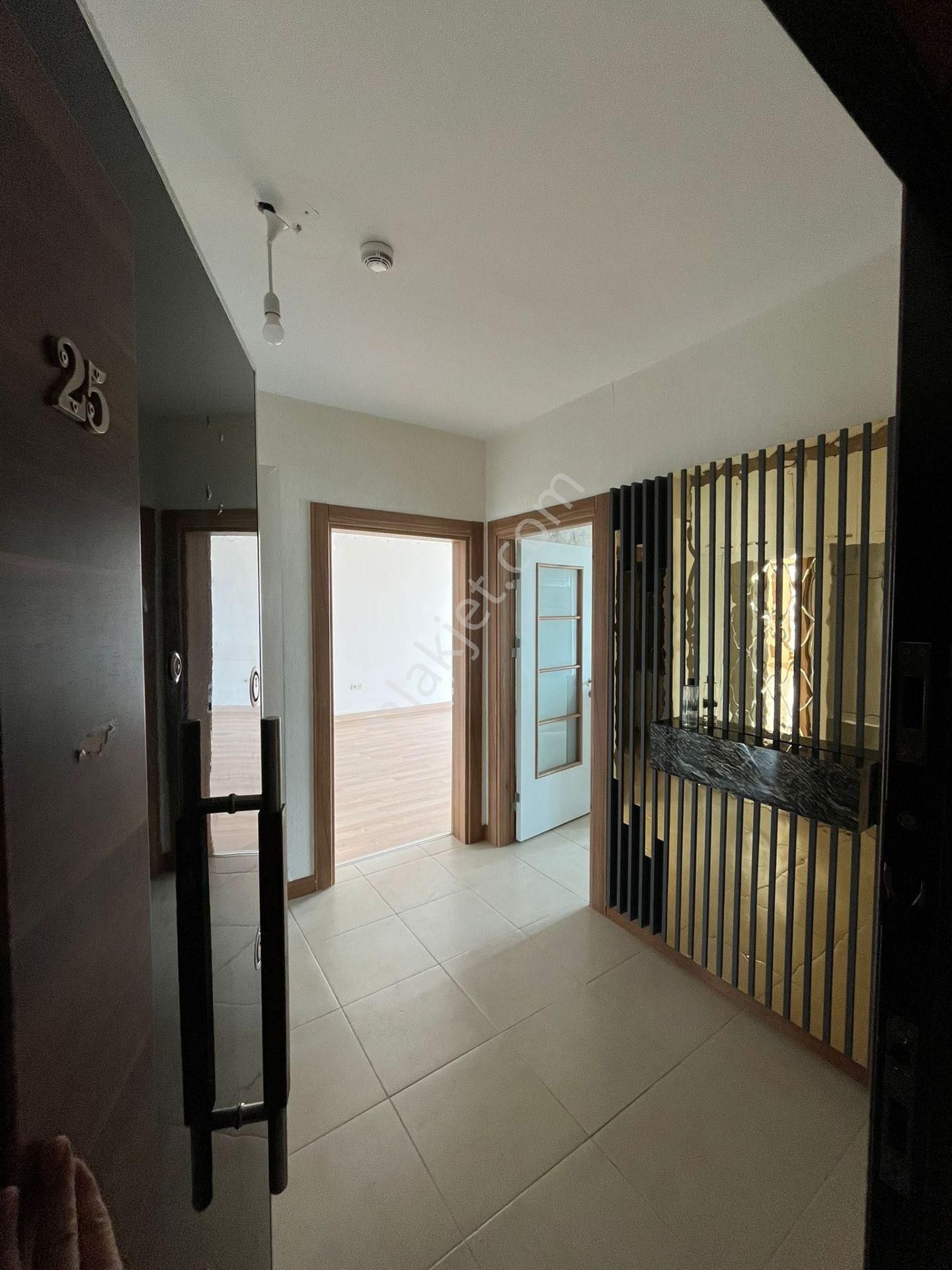 Elisa Gyo/serkent Esnaf Toki 3+1 Ara Kat Güney Cephe Tapulu Satılık Fırsat Dairesi - Görsel 4