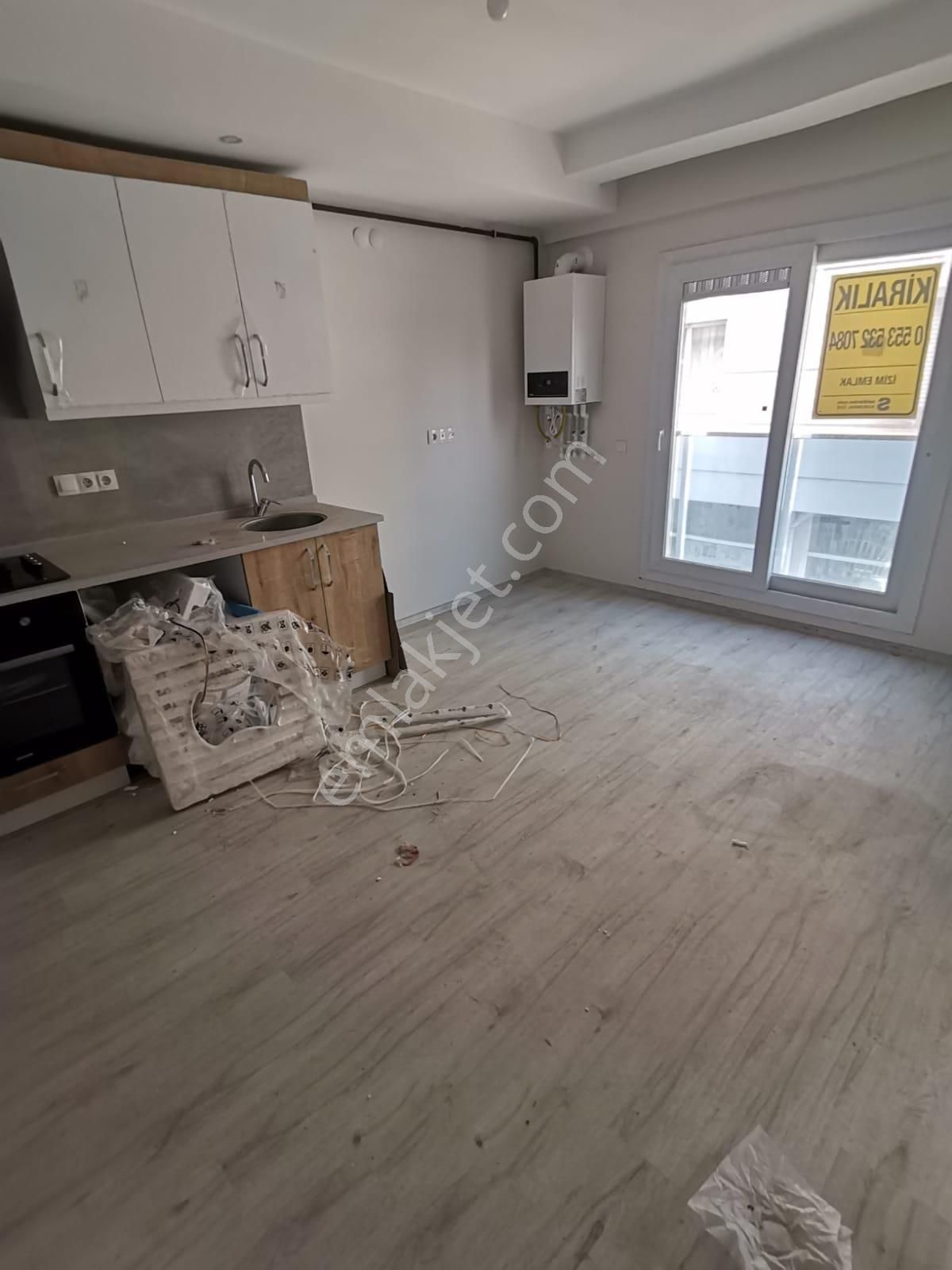 Seyrek Merkez'de Satılık 1+1 Daire - Görsel 5