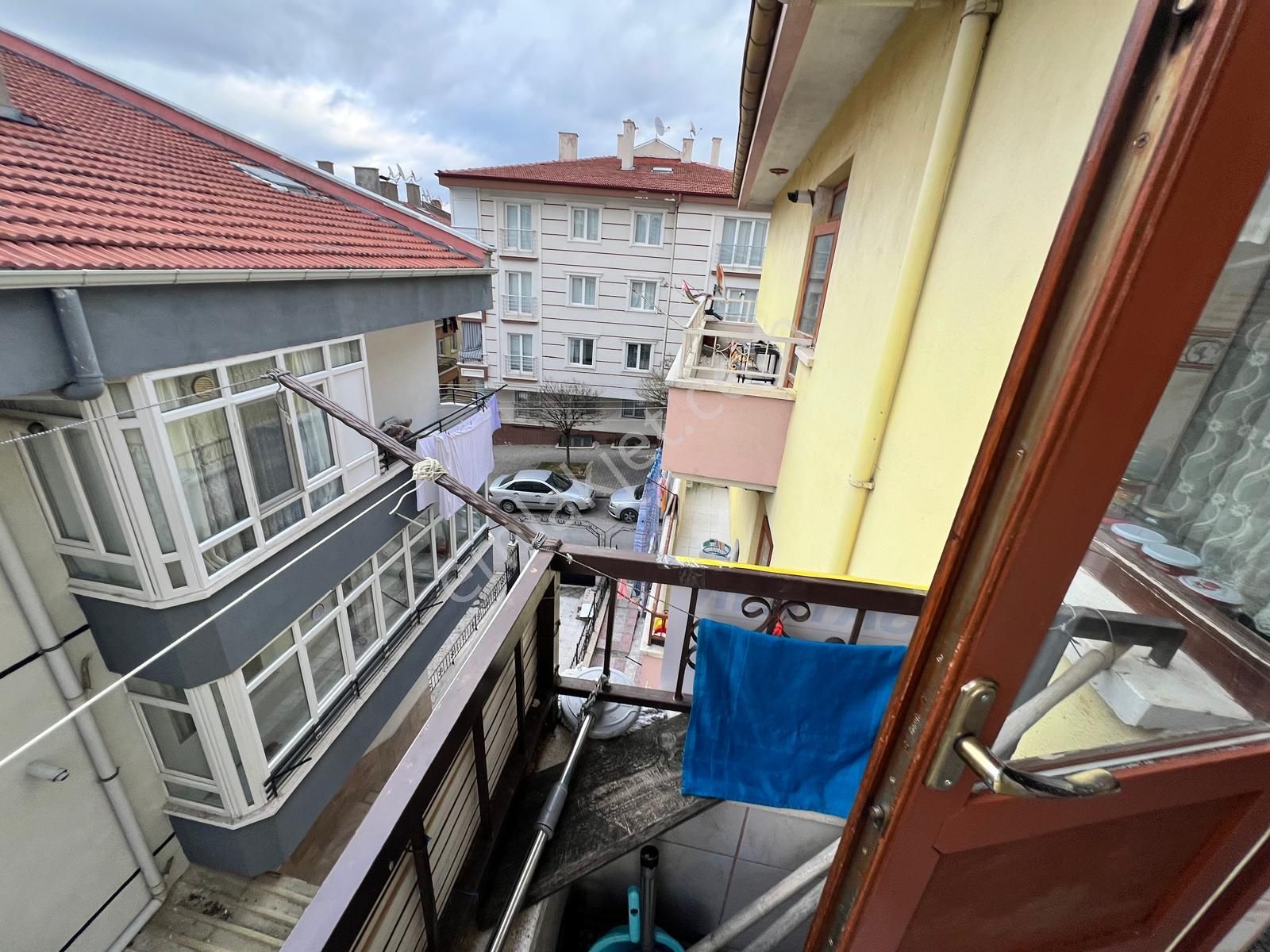 Kalcik Emlaktan 2+1 Manzaralı Kat'ta Uygun Fiyatlı Geniş Daire - Görsel 23