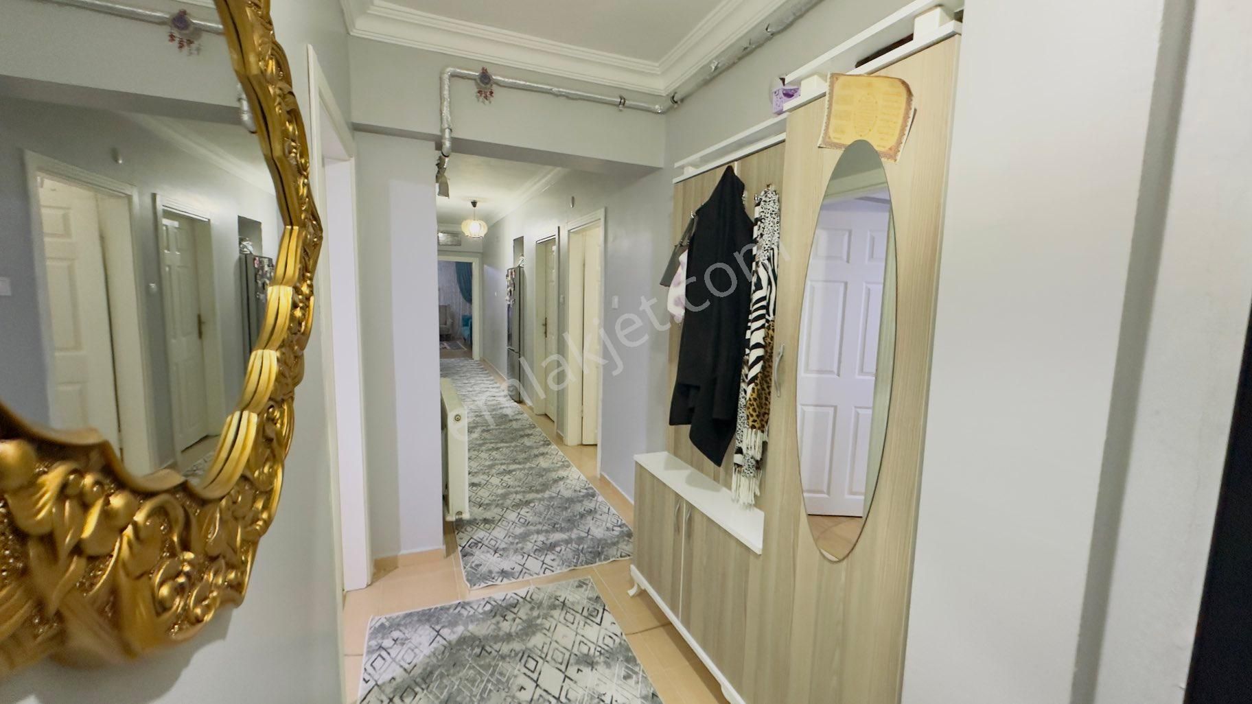 Kc Emlaktan Bulvar Cepheli Masrafsız Anahtar Trslim 3+1 Fırsat Dairesi - Görsel 18