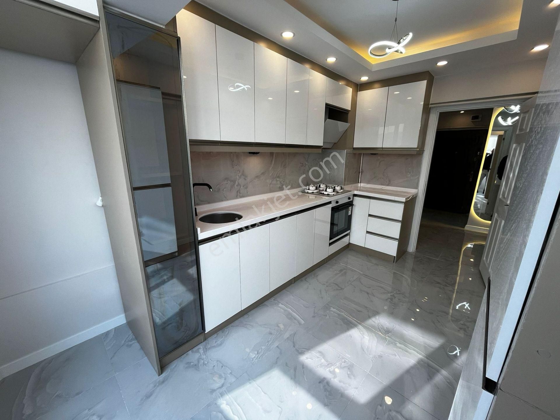 Sincan Pınarbaşı Mh.de Ultra Lüks Yapılı 3+1 Satılık Daire - Görsel 6