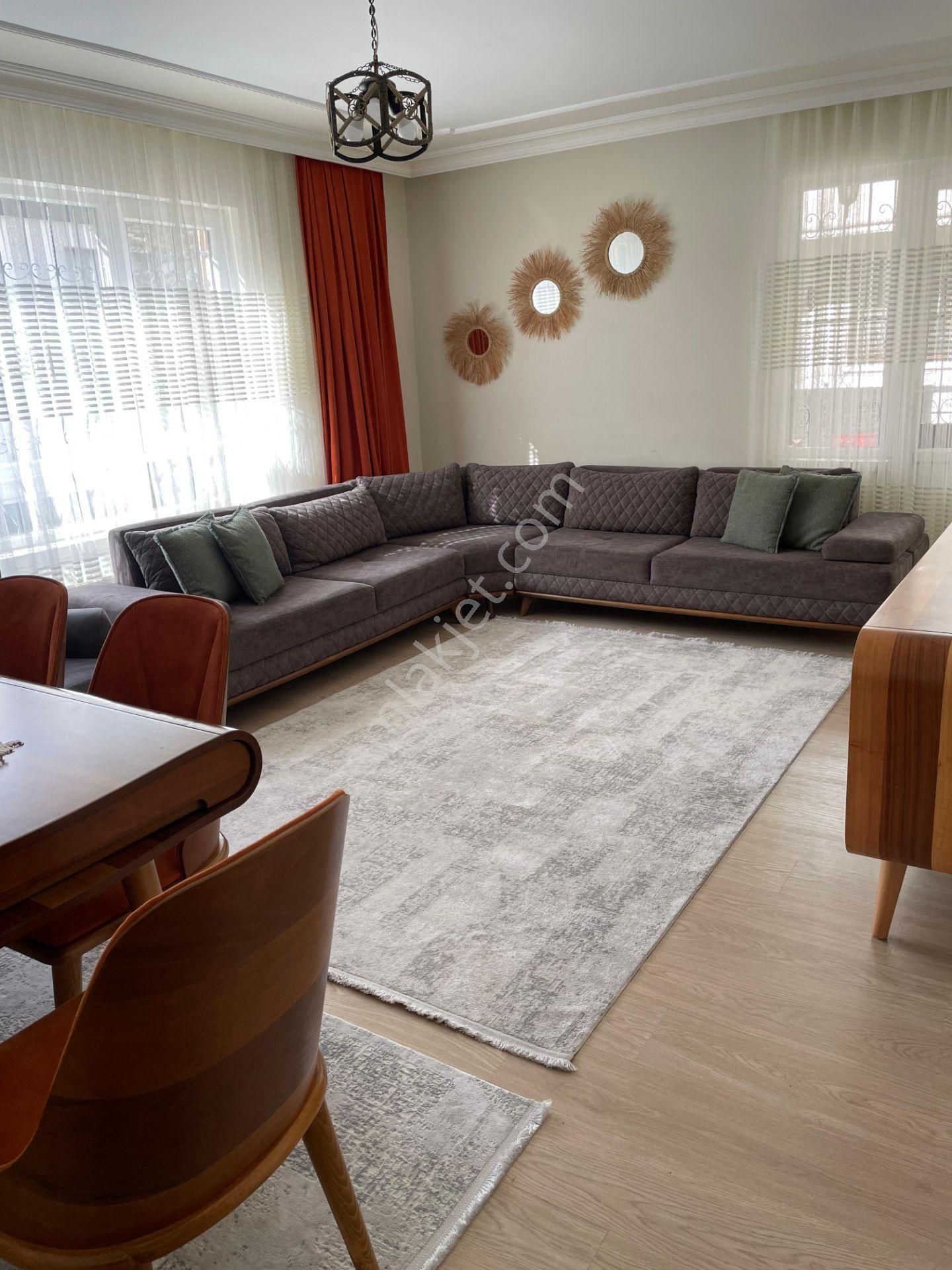 Lider Emlak'tan Güneşevler'de Merkezi Konumda 3+1 Satılık Daire