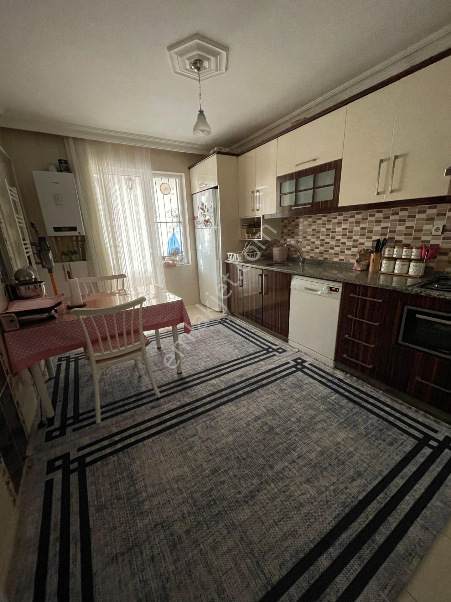 Lider Emlak'tan Güneşevler'de Merkezi Konumda 3+1 Satılık Daire - Görsel 10