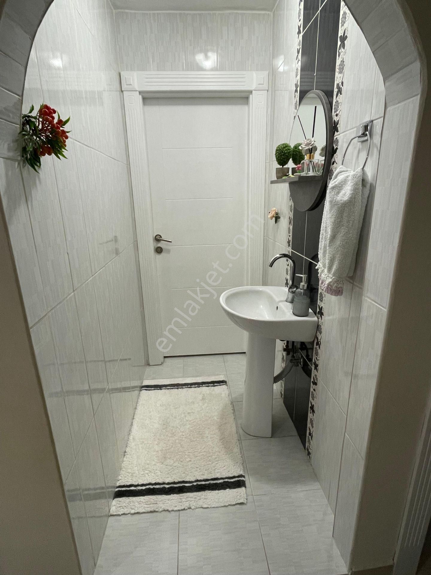 Lider Emlak'tan Güneşevler'de Merkezi Konumda 3+1 Satılık Daire - Görsel 33