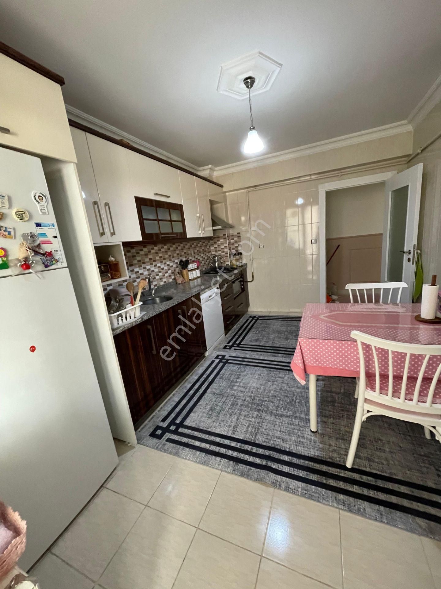 Lider Emlak'tan Güneşevler'de Merkezi Konumda 3+1 Satılık Daire - Görsel 11