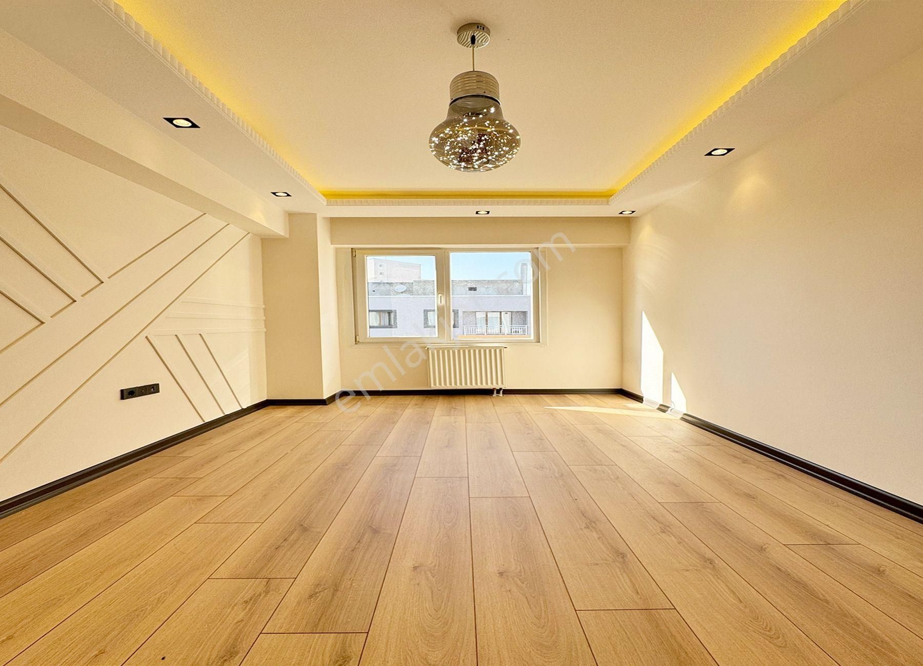 Metrobüse 10dk Ultra Lüks Full Dekorlu Site İçerisinde 1+1 Daire - Görsel 2