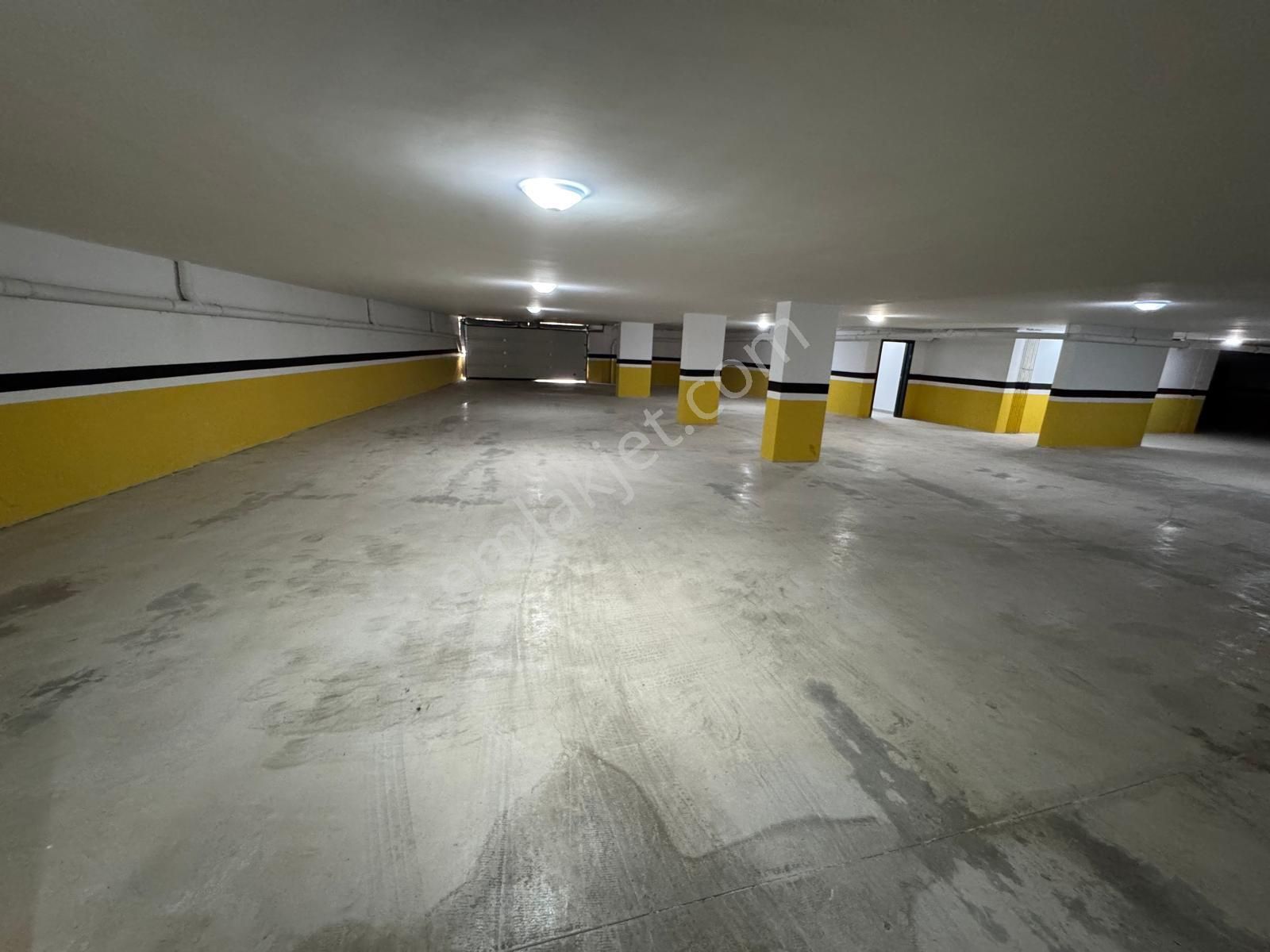 Aşağı Eğlence'de Asansörlü Kapalı Açık Otoparklı 3+1 Dubleks - Görsel 30
