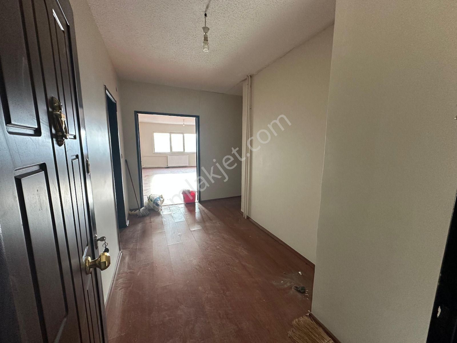 Redstone'dan Esentepe Mahallesi Kiralık 3+1daire - Görsel 5