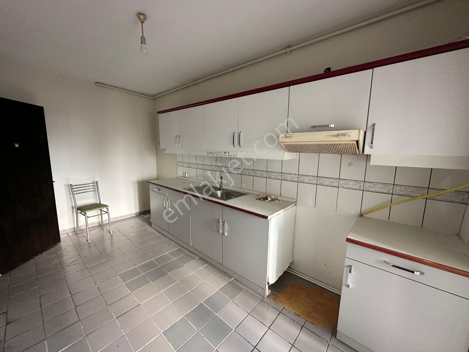 Redstone'dan Esentepe Mahallesi Kiralık 3+1daire - Görsel 13