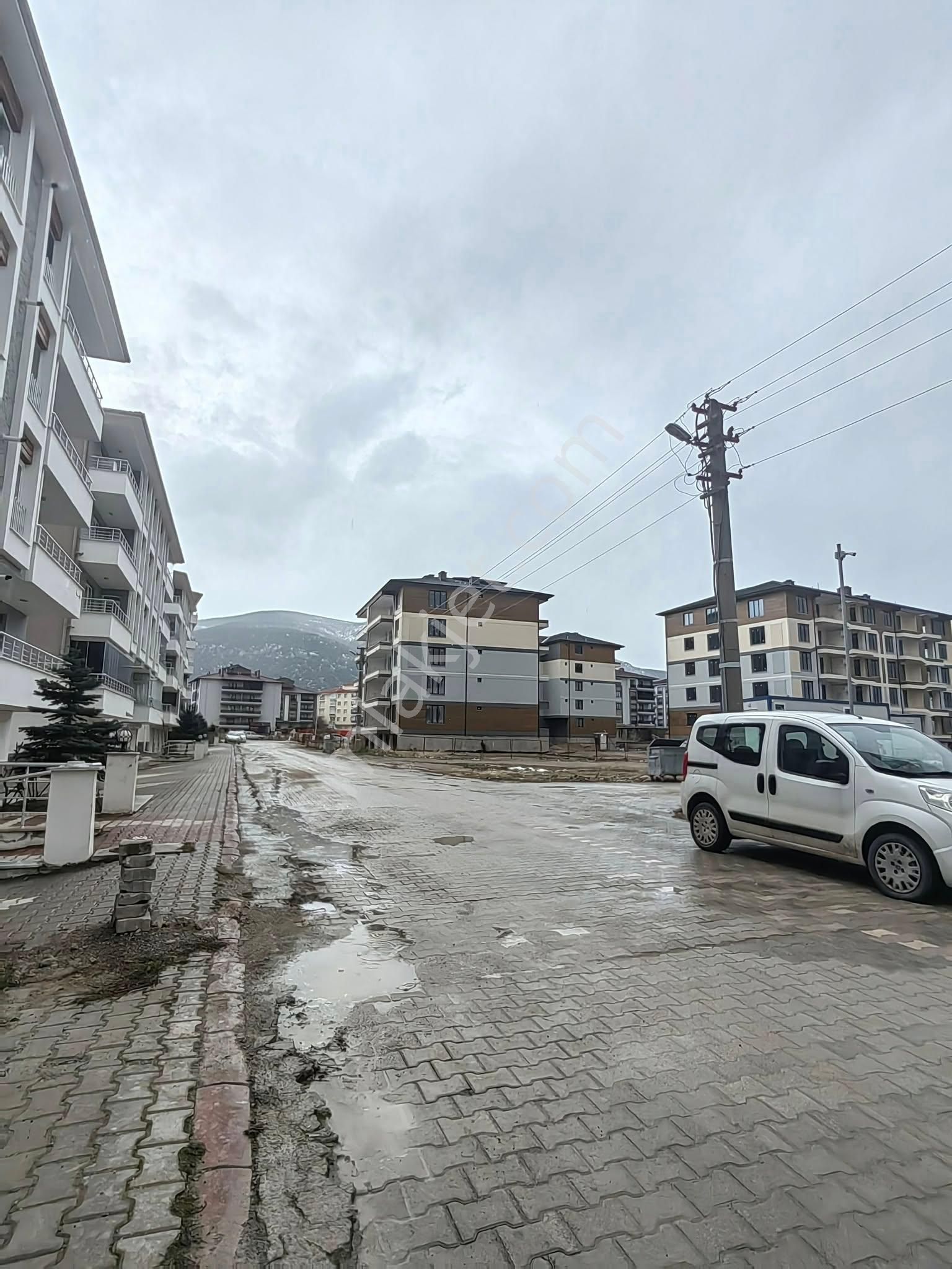 Nasreddin Emlaktan Koşuyolu Civarı Kiralık Asansörlü Daire - Görsel 5