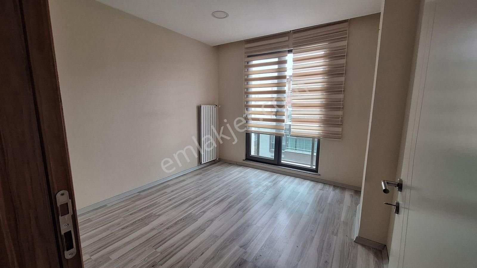 Redstone'dan Alipaşa Mahallesi Kiralık 1+1 Ofis - Görsel 4