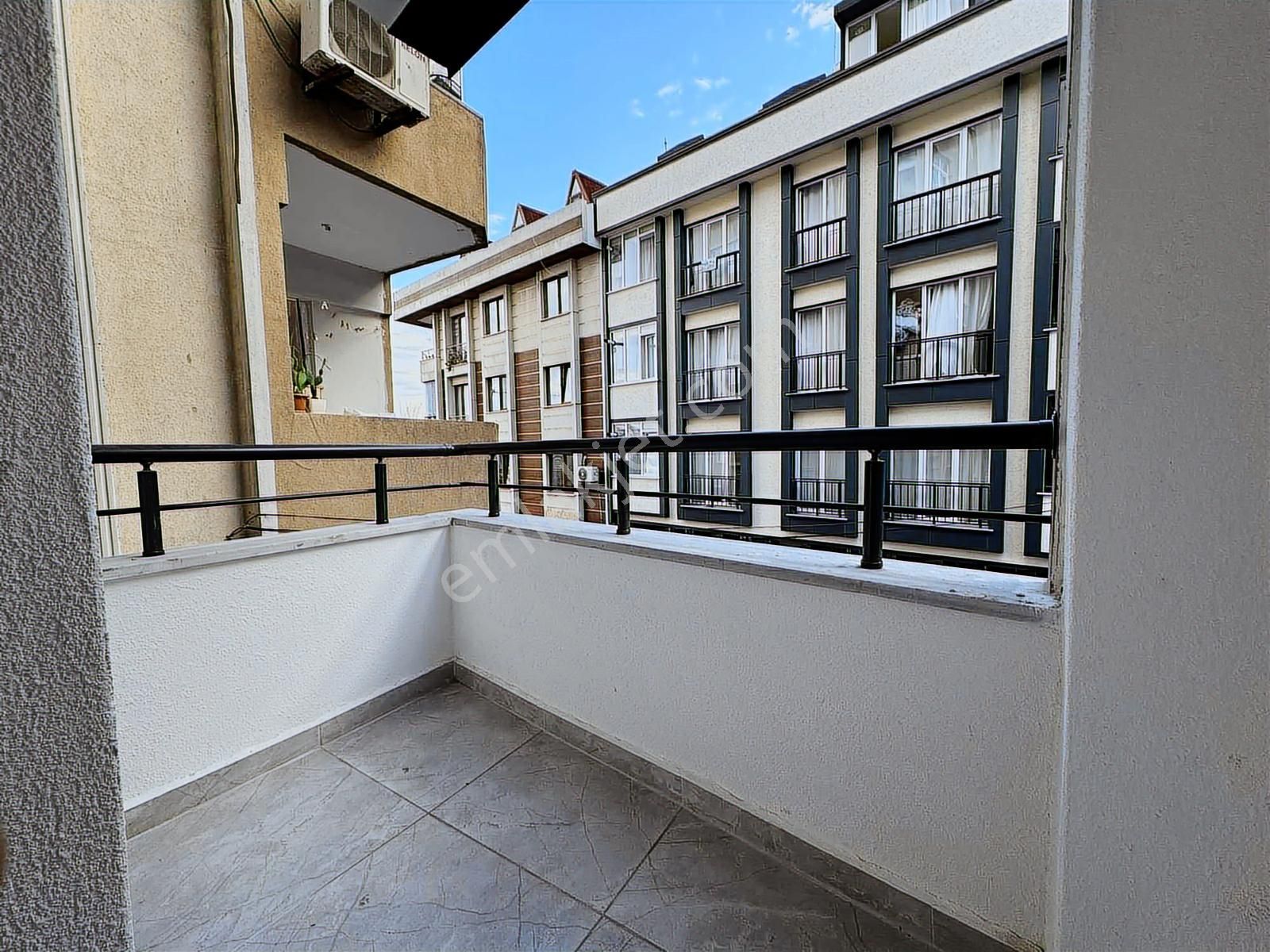 Para'dan Metrobüse 2 Dk %70 Kredi Sıfır İnşaat Ara Kat - Görsel 12