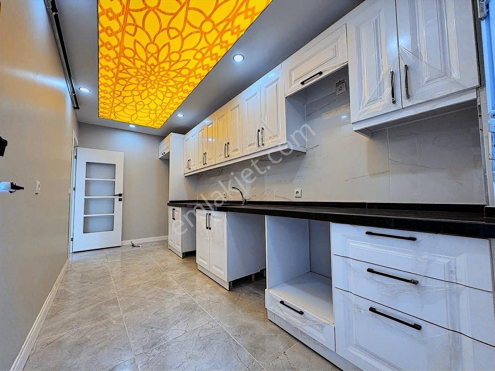 Para'dan Metrobüse 2 Dk %70 Kredi Sıfır İnşaat Ara Kat - Görsel 13