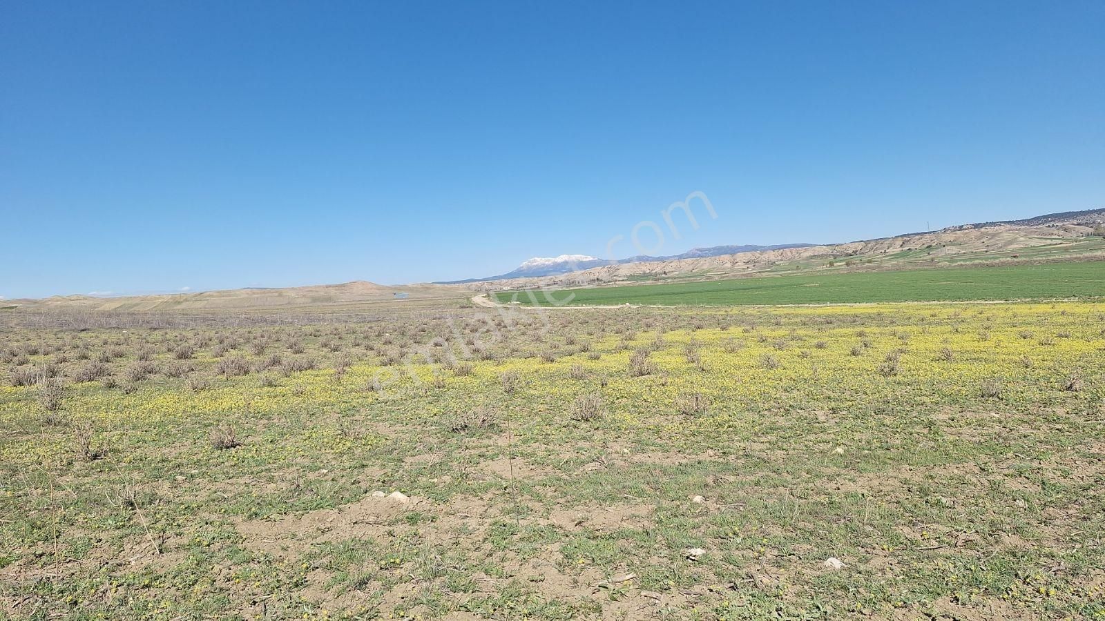 Burdur Kemer De 9150 M2 Kadostra Yolu Mevcut