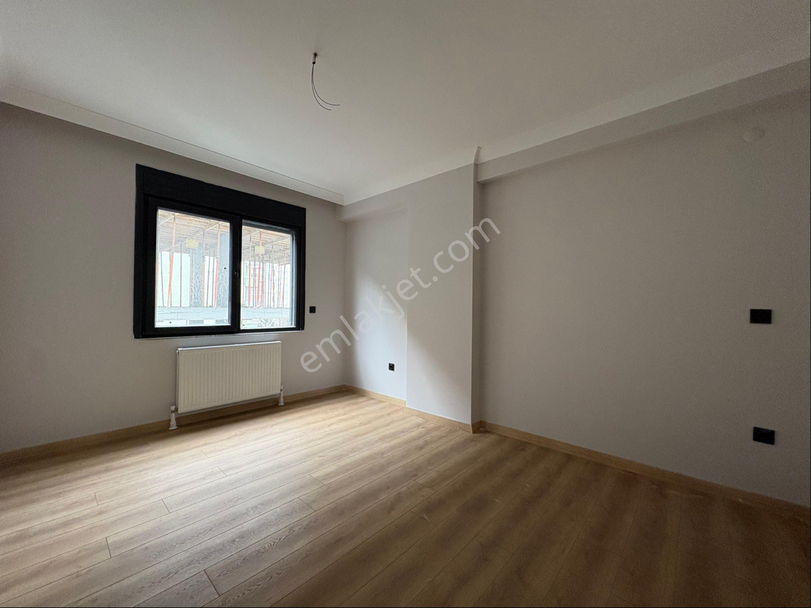 Göztepede F.kerim Gökay Cad. Üzeri Açık Ve Kapalı Otoparklı 3+1 - Görsel 22