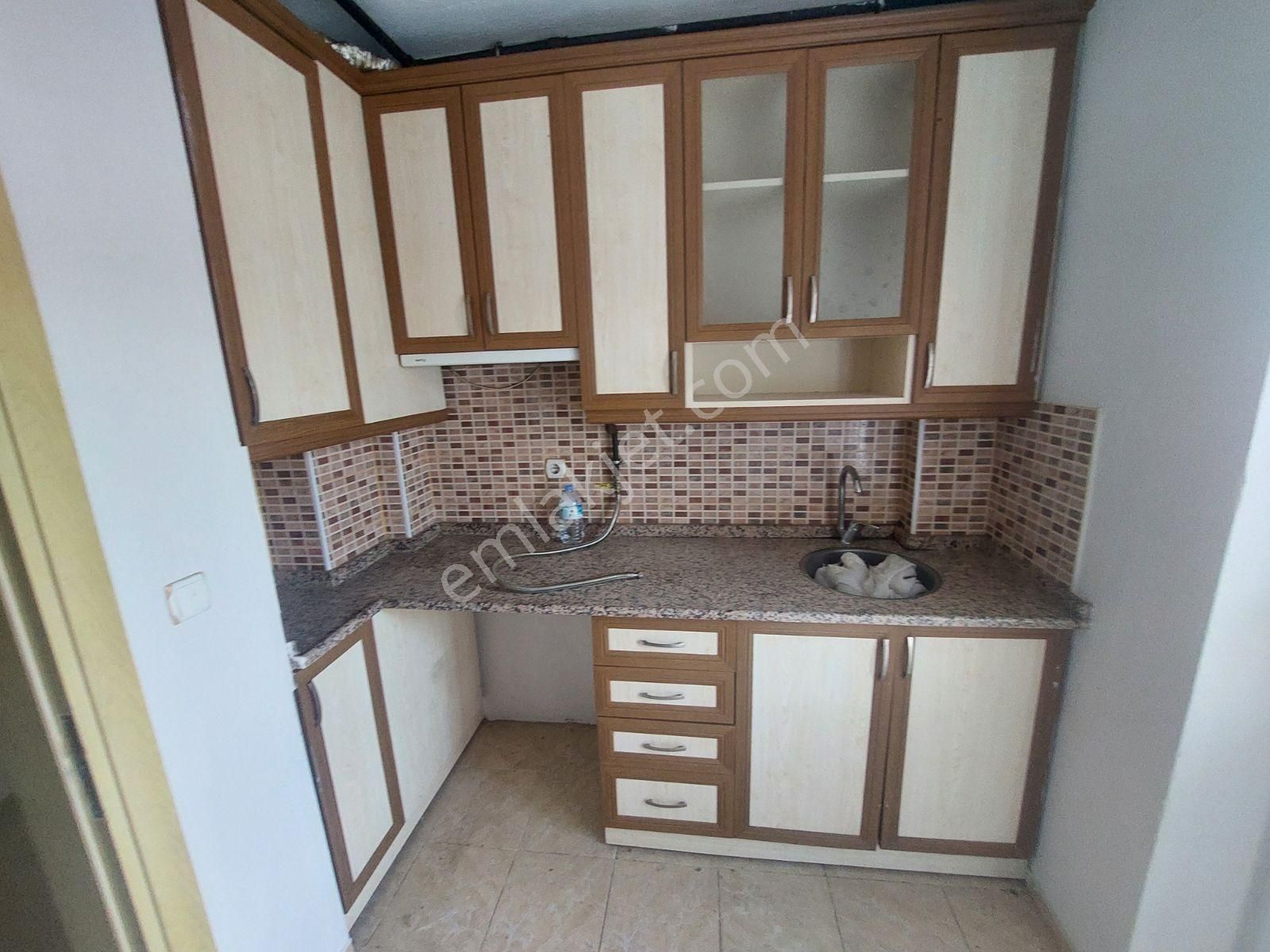 Buca Yıldız Mah. K.mutfak D.gazlı 85m2 2+1 Daire - Görsel 17