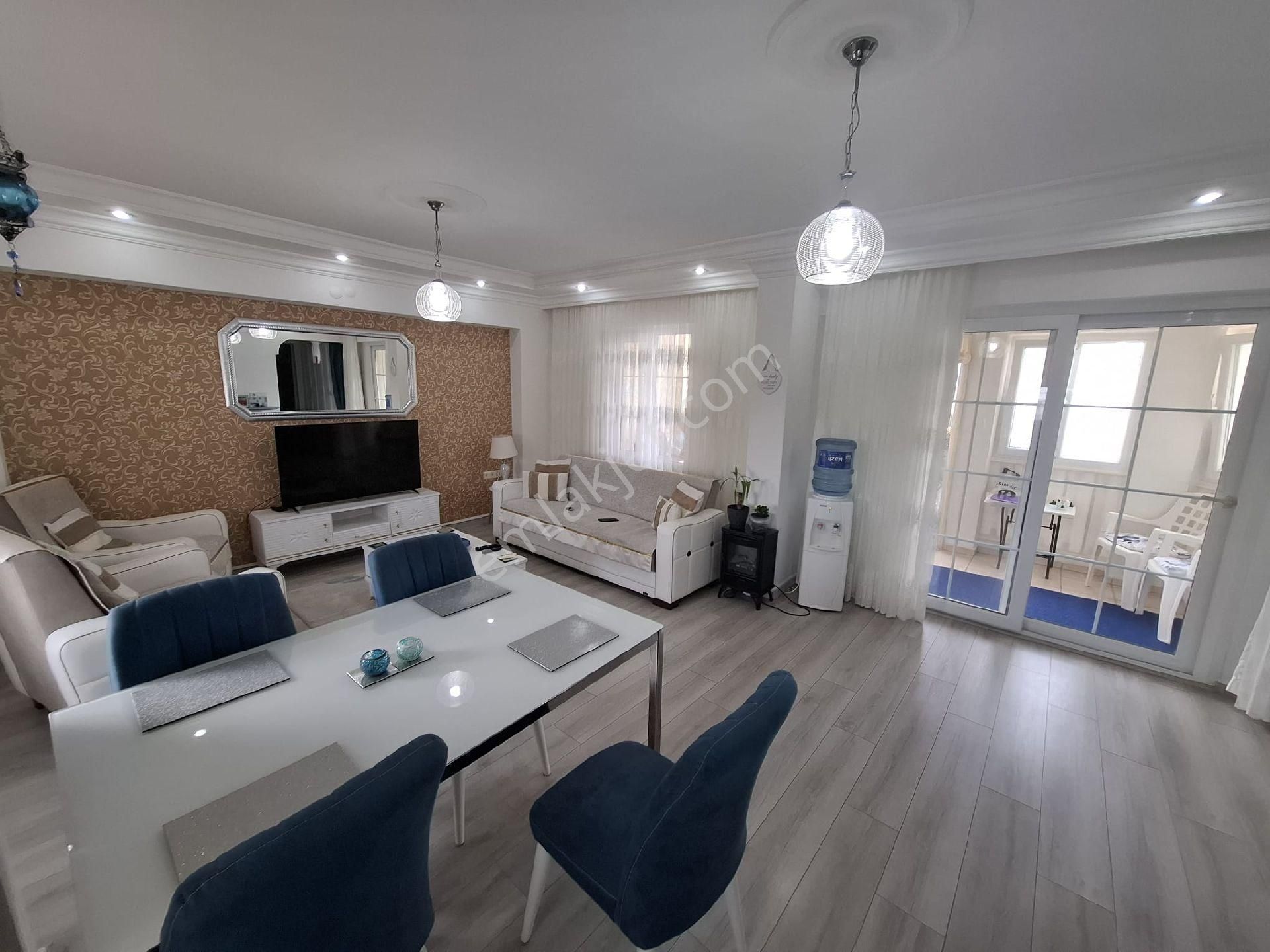 Didim'de Havuzlu Sitede Satılık Geniş Balkon Ve Odalı 2+1 Dubleks Daire - Görsel 7