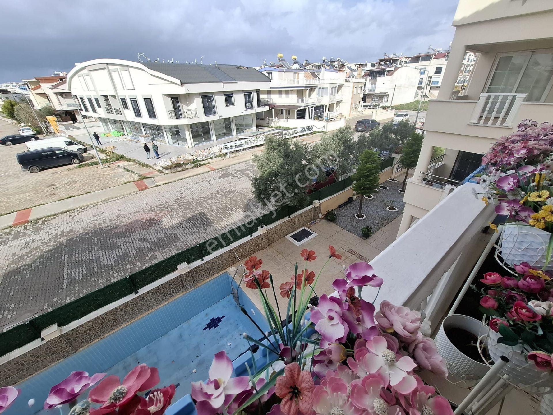 Didim'de Havuzlu Sitede Satılık Geniş Balkon Ve Odalı 2+1 Dubleks Daire - Görsel 17