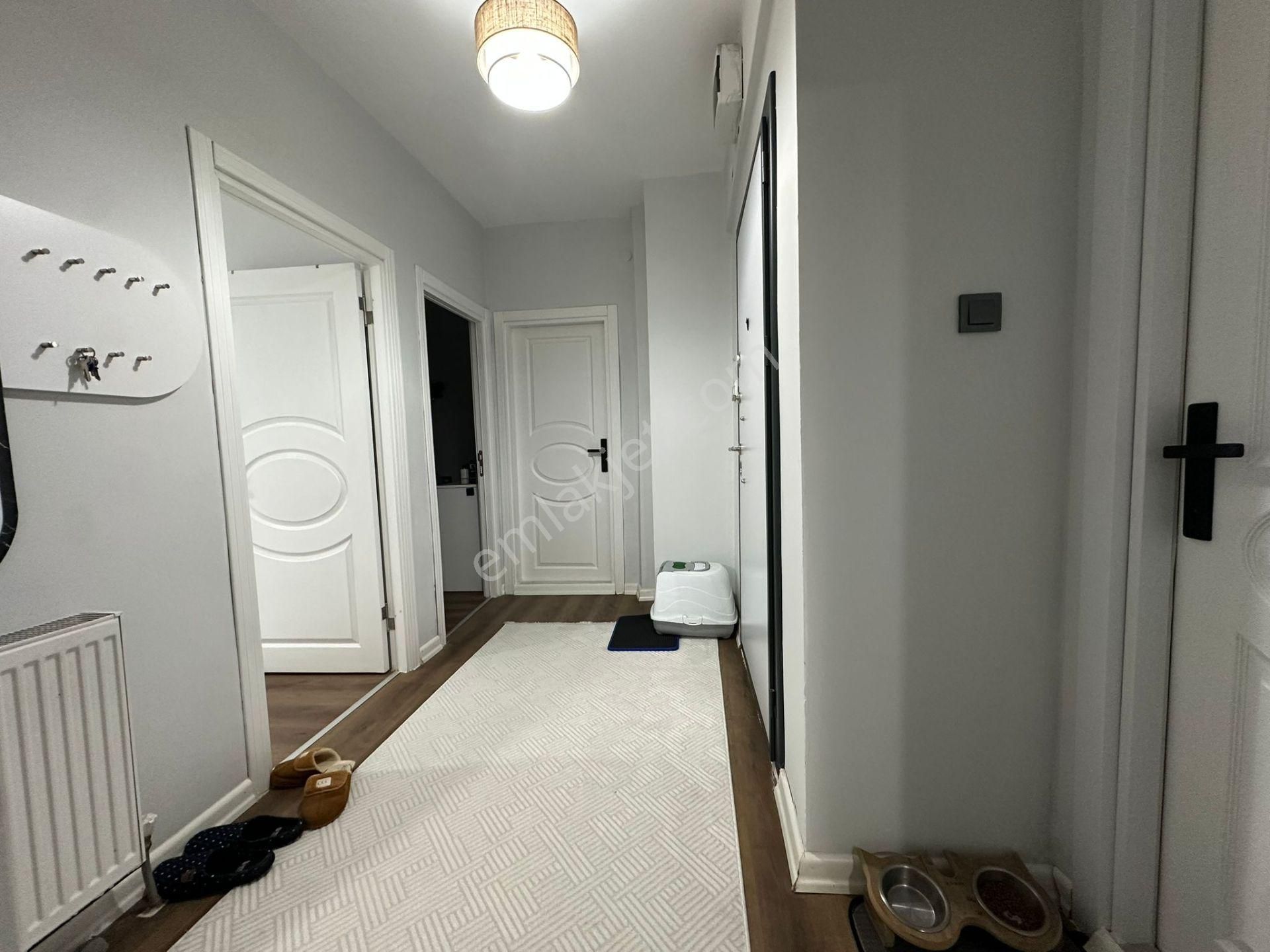 Sütlüce'de Köşe Bina Kaçırılmayacak Fırsat Bakımlı Masrafsız 2+1 - Görsel 11