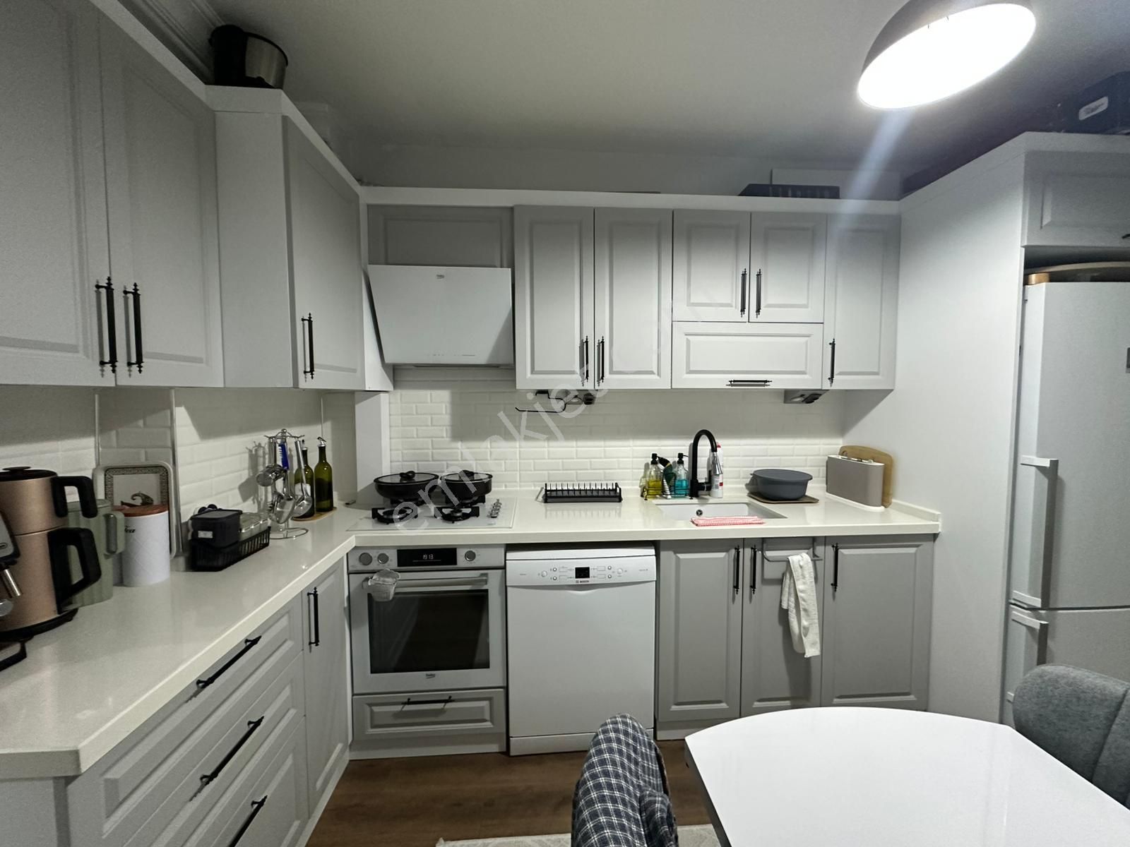 Sütlüce'de Köşe Bina Kaçırılmayacak Fırsat Bakımlı Masrafsız 2+1 - Görsel 2