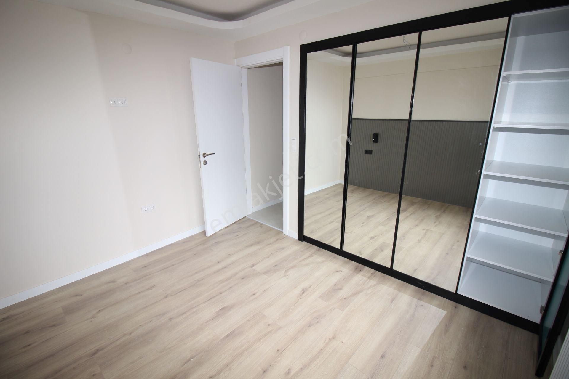 Arap Hasan Mah. Tanju Okan Parkı Karşısı Full Tadilatlı Arakat D.gazlı - Görsel 25