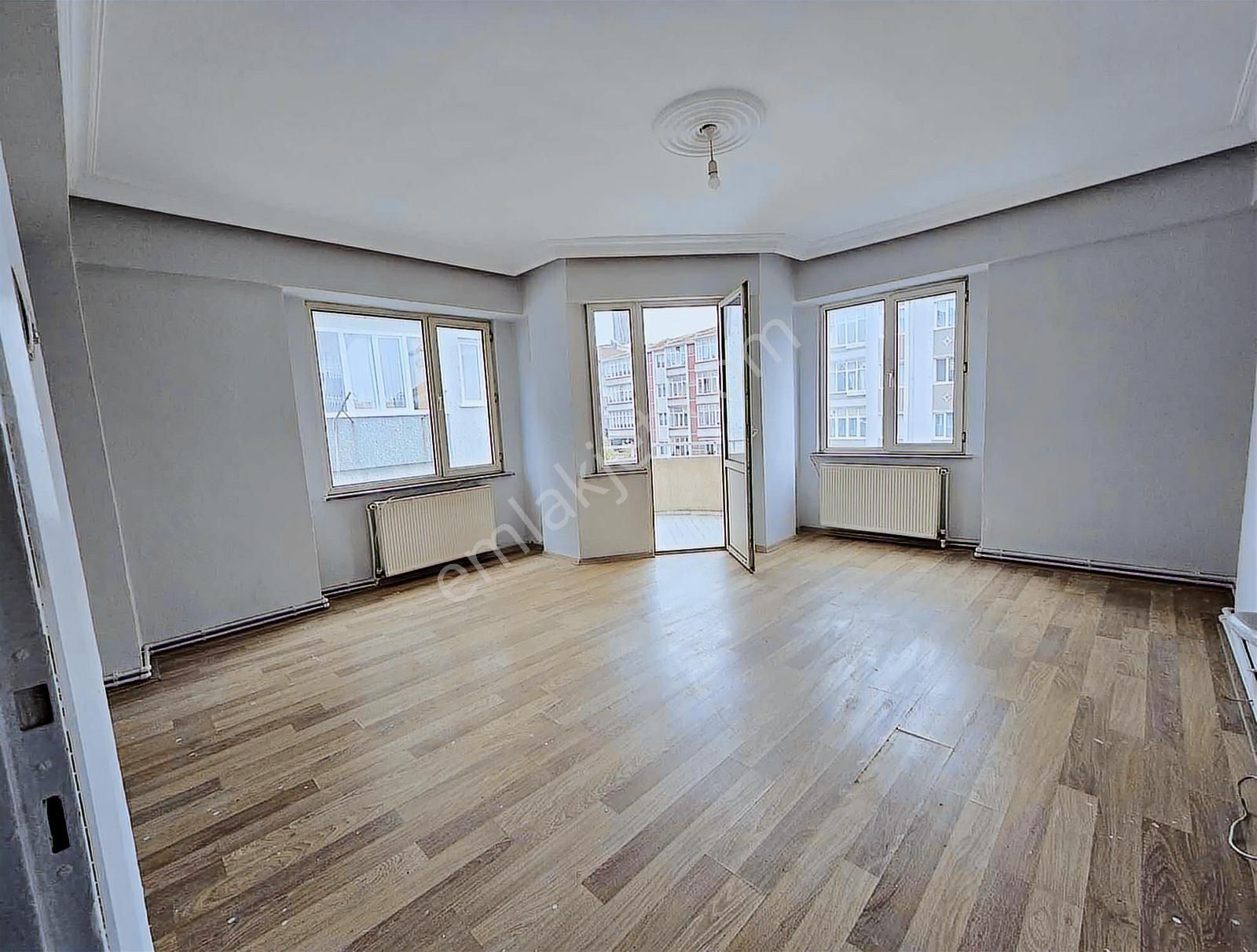 Tuğra'dan Atatürk Bulvarında Ara Kat Asansörlü 2+1 Kiralık Daire - Görsel 19