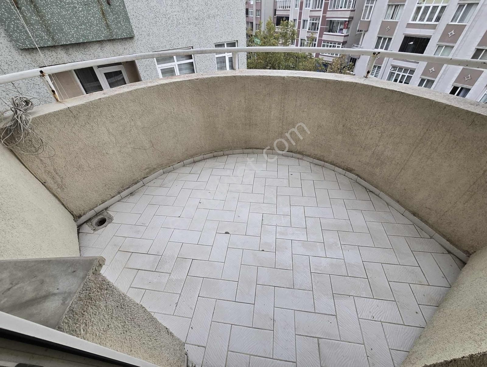 Tuğra'dan Atatürk Bulvarında Ara Kat Asansörlü 2+1 Kiralık Daire - Görsel 12