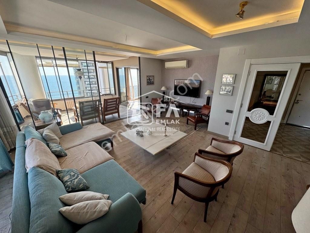 Fa'dan Turkuaz Atlantis Sitesinde Denize Sıfır Ultra Lüks Daire